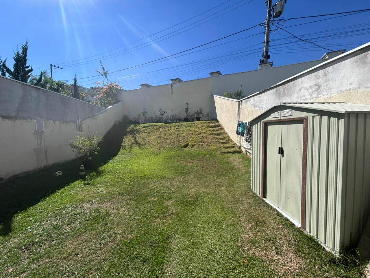 Sobrado à venda no Itaoca: 