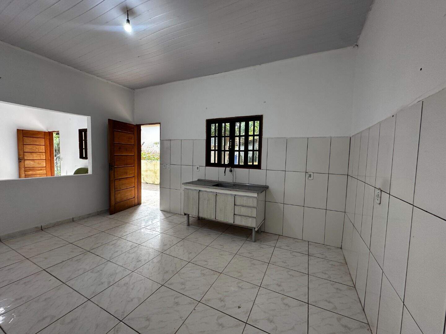 Casa para aluguel no Maracatu: 
