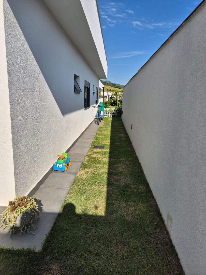 Casa para aluguel no Itapema: 