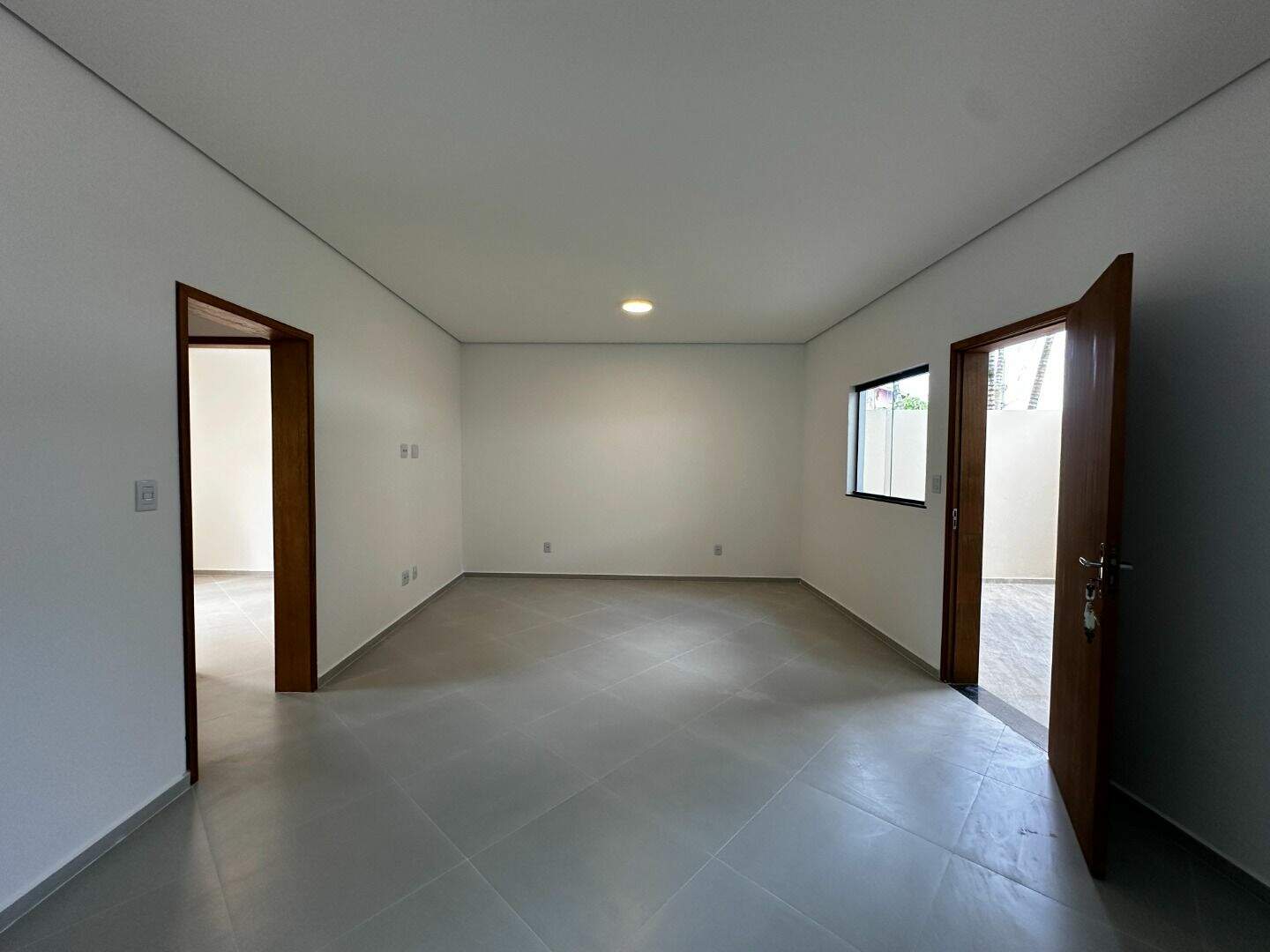 Casa para aluguel no Itapema: 