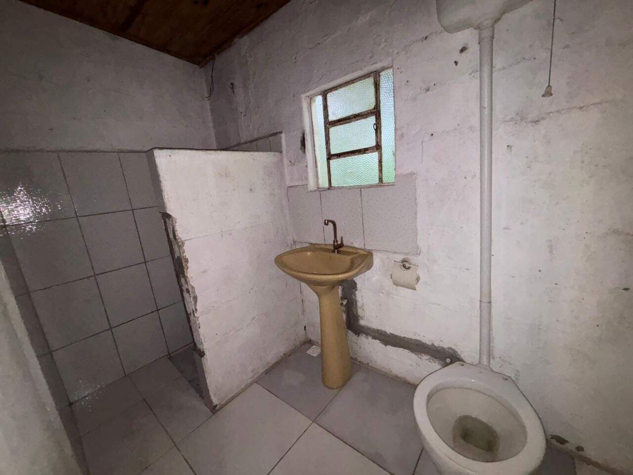 Casa para aluguel no Freguesia da Escada: 