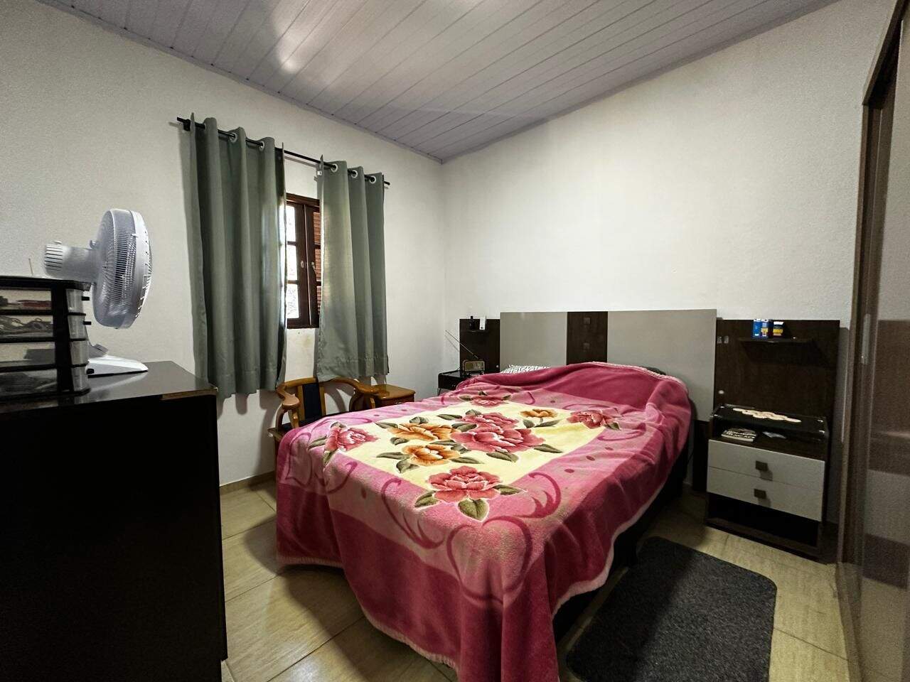 Casa à venda no Loteamento Valparaíba: 