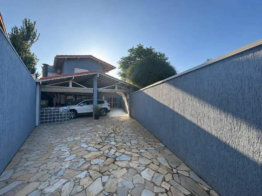 Casa à venda no Centro: 