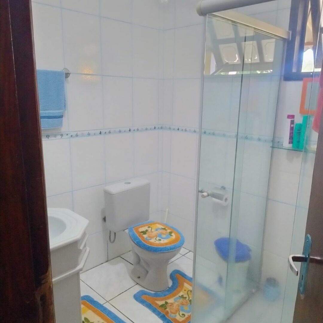 Casa para aluguel no Vale dos Eucaliptos: 