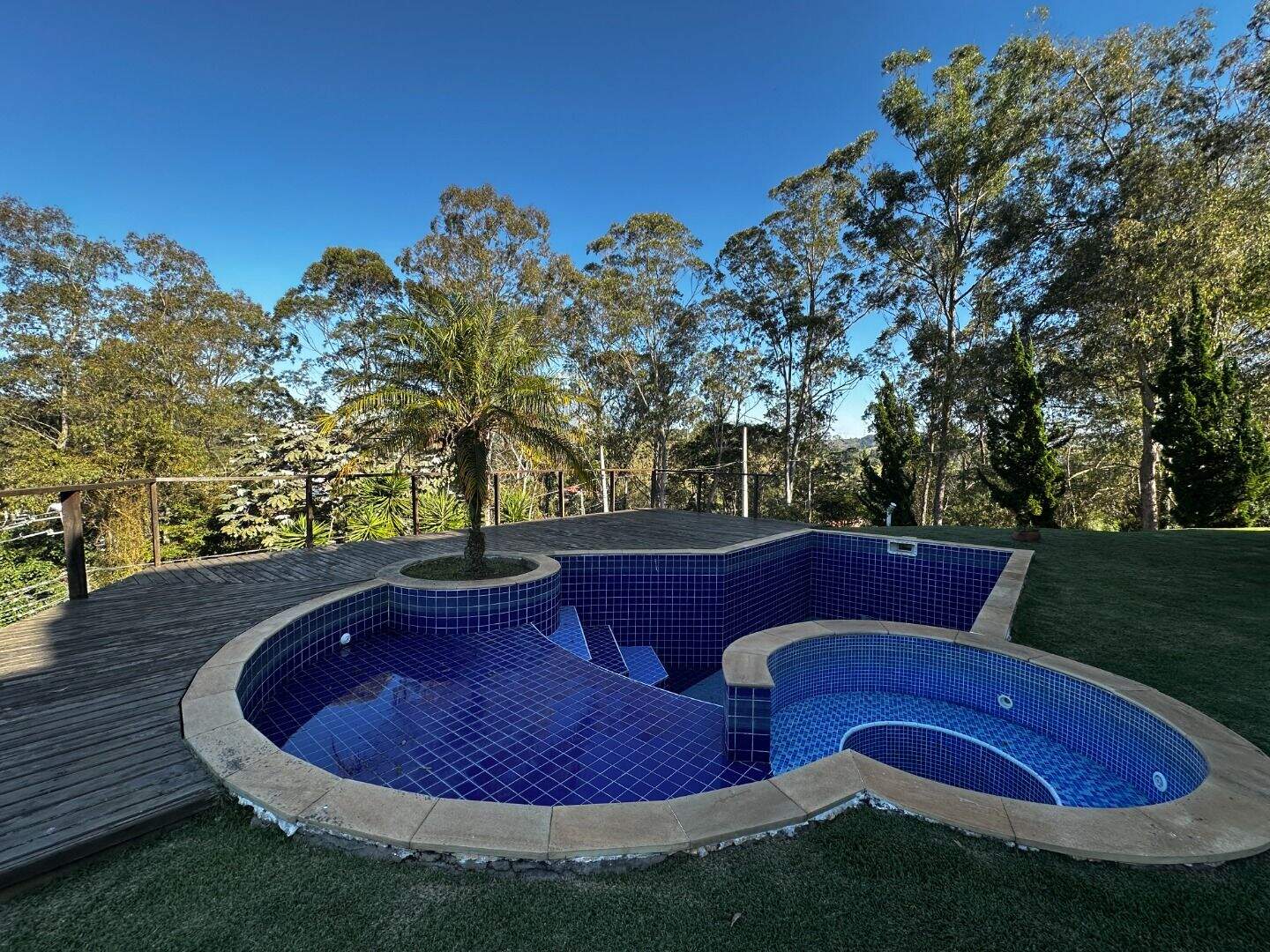 Casa para aluguel no Fazenda Palao (Alpes de Guararema): 