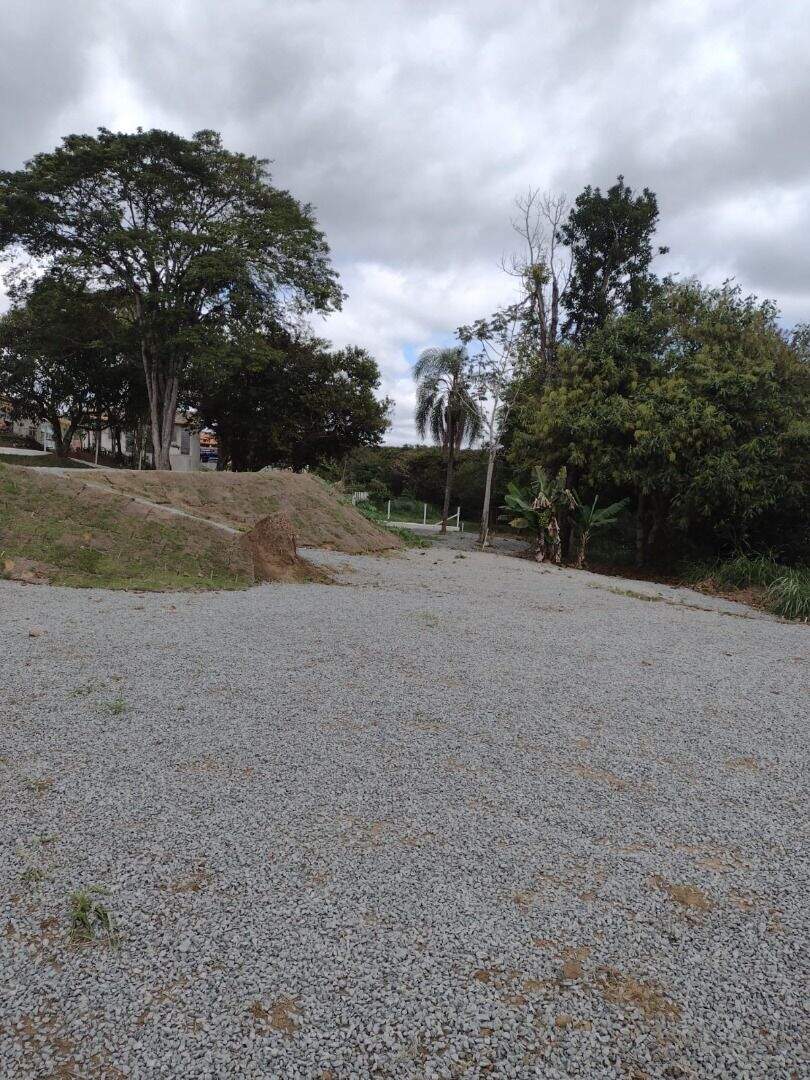 Terreno à venda no Cerejeira: 