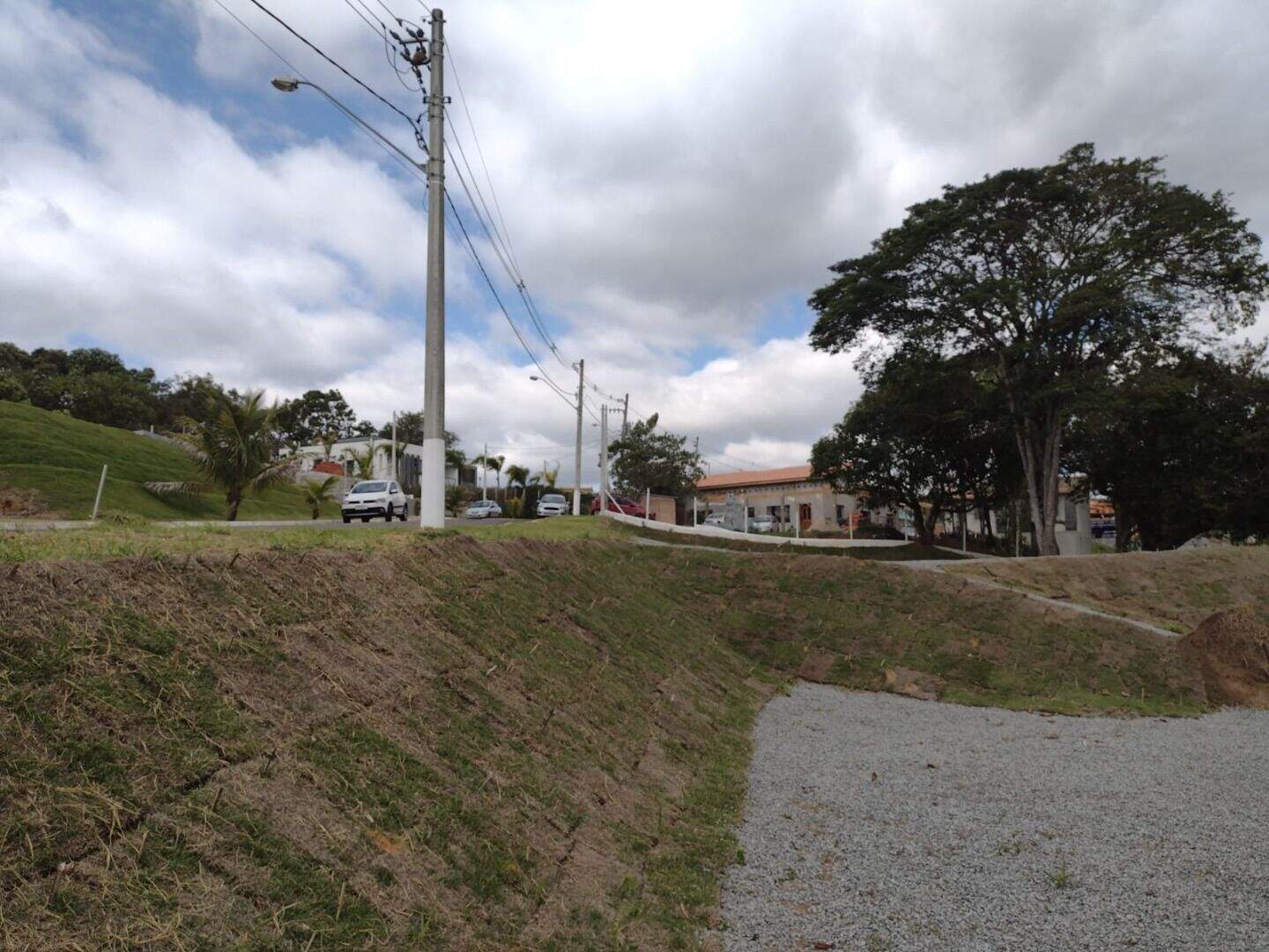 Terreno à venda no Cerejeira: 