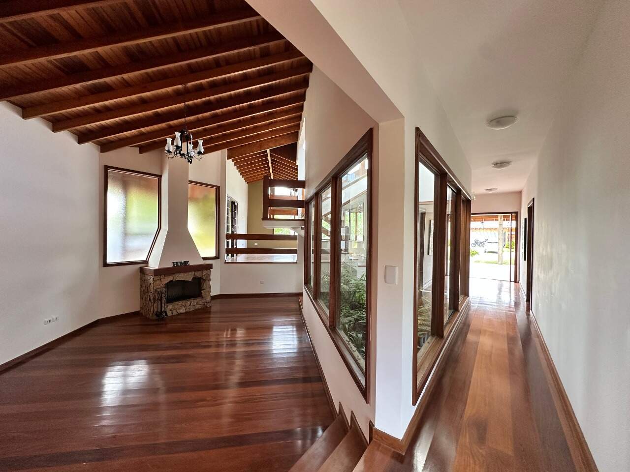 Casa à venda no Fazenda Paião (Alpes de Guararema): 