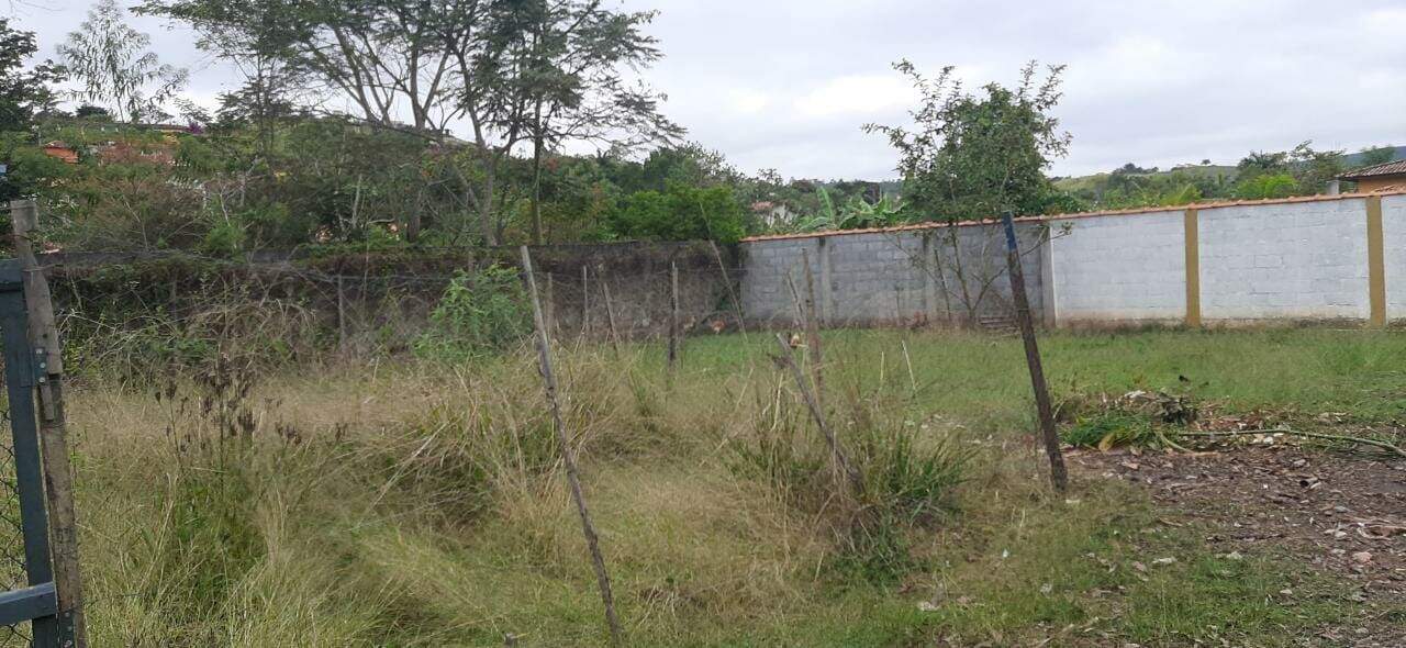Terreno à venda no Costao: 
