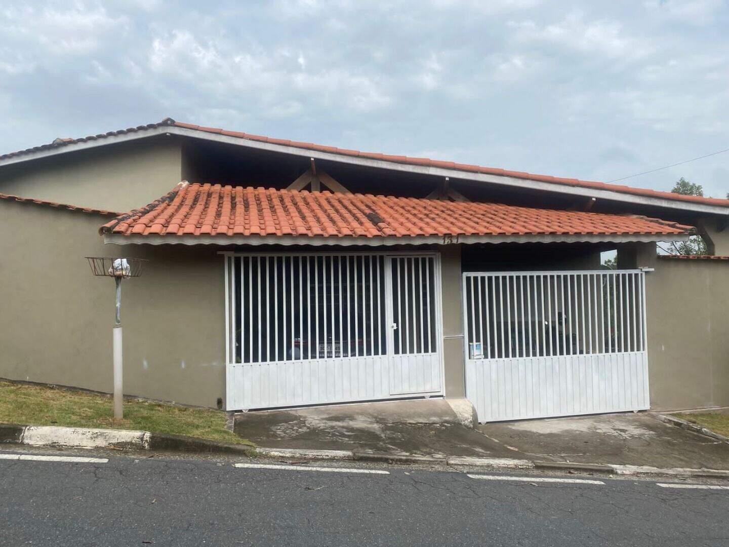 Casa à venda no Jardim Itapema: 