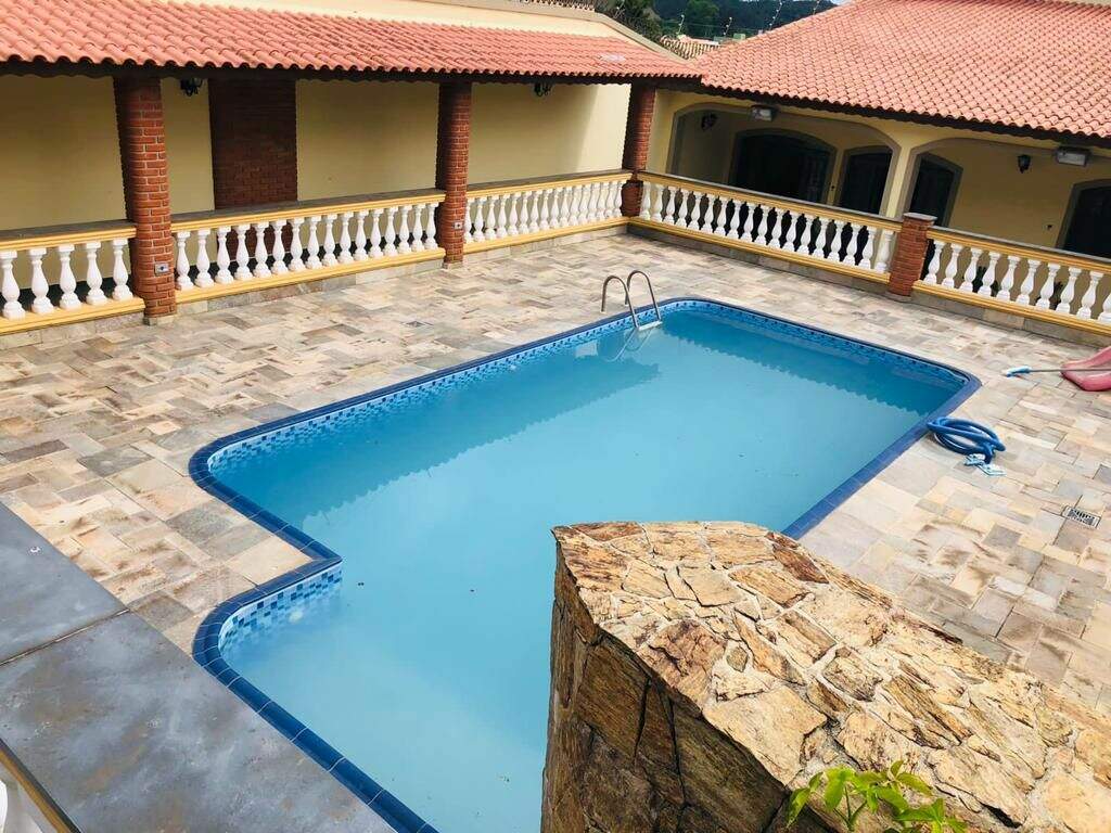 Casa à venda no Centro: 