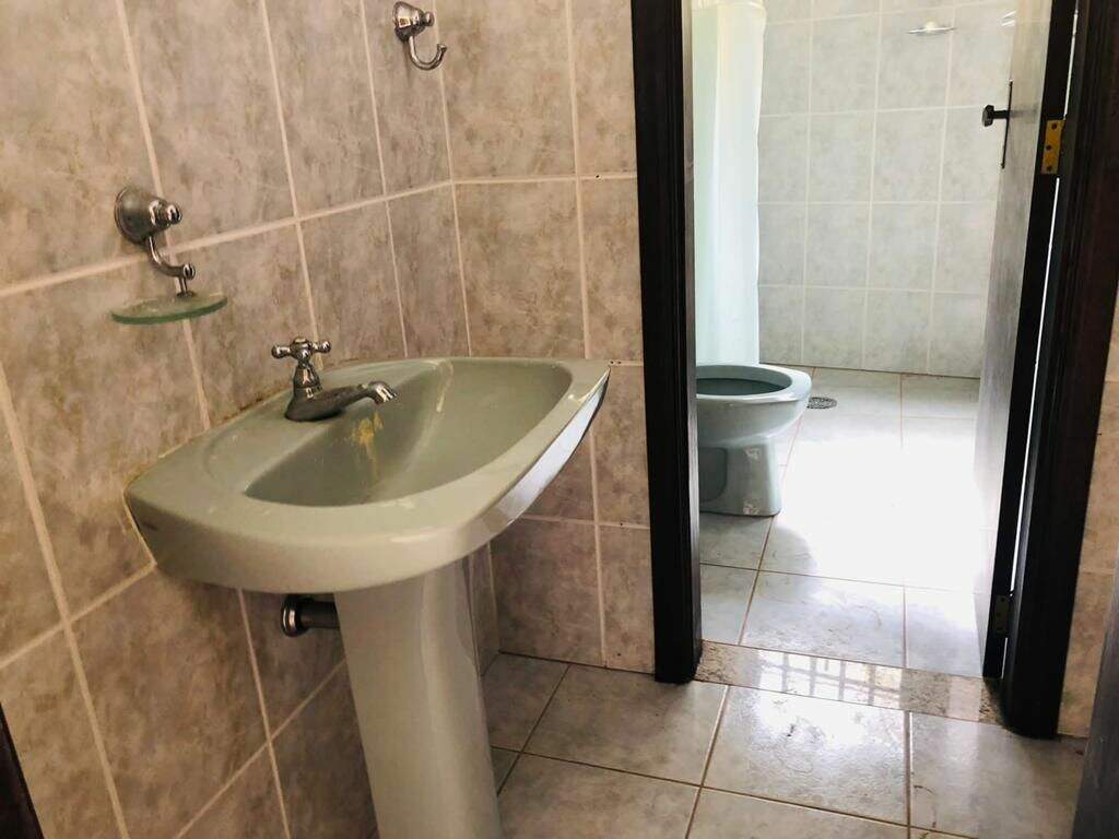 Casa à venda no Centro: 