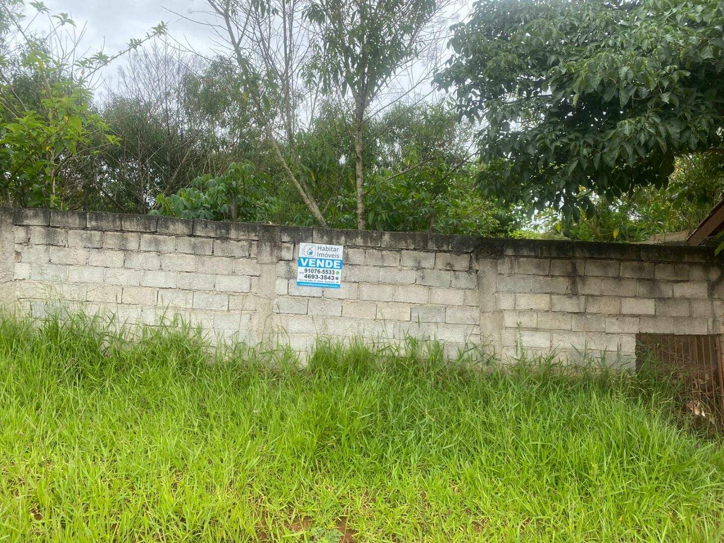Terreno à venda no Chacara Santa Branca: 