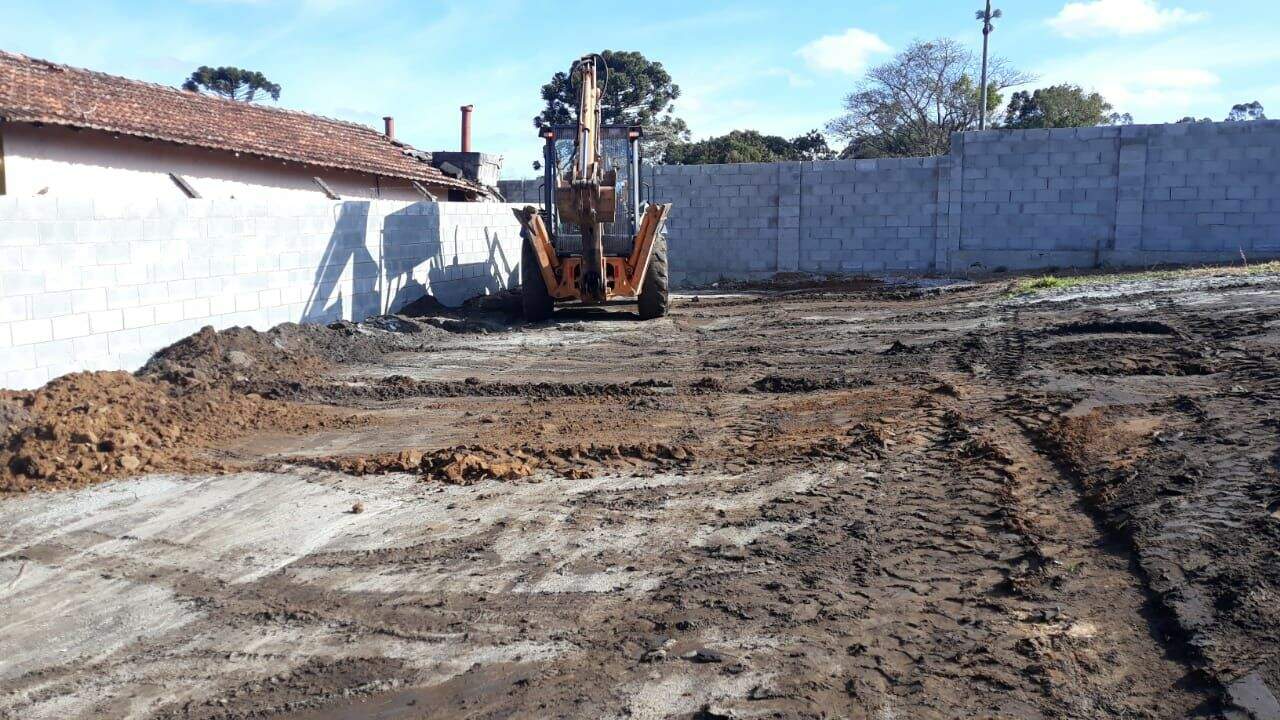 Terreno à venda no Botujuru: 