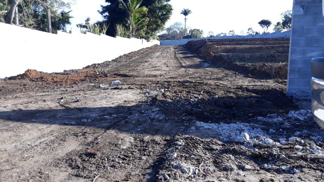 Terreno à venda no Botujuru: 