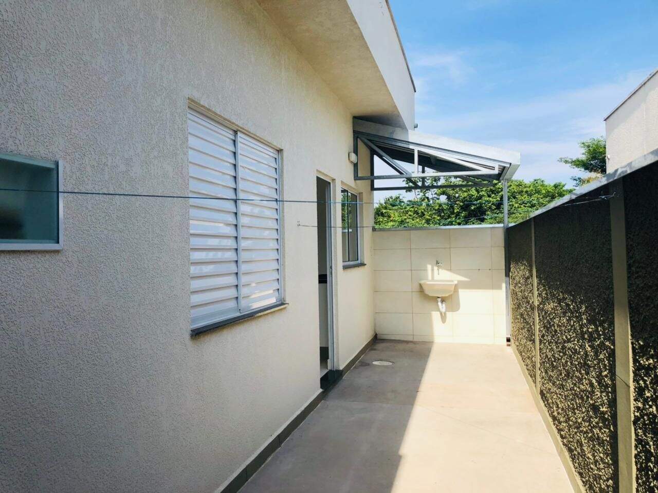 Casa para aluguel no Nogueira: 