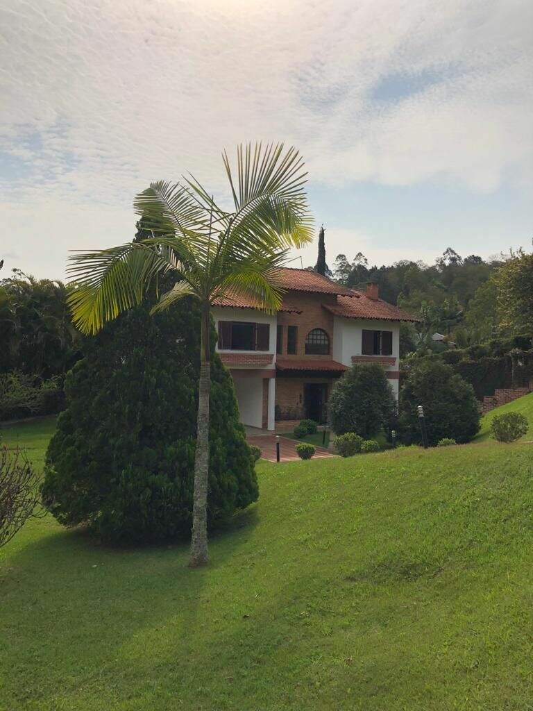 Sobrado à venda no Caputera: 