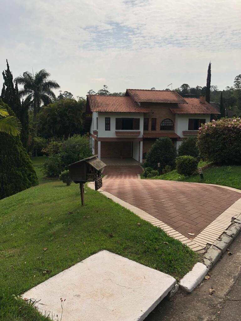 Sobrado à venda no Caputera: 