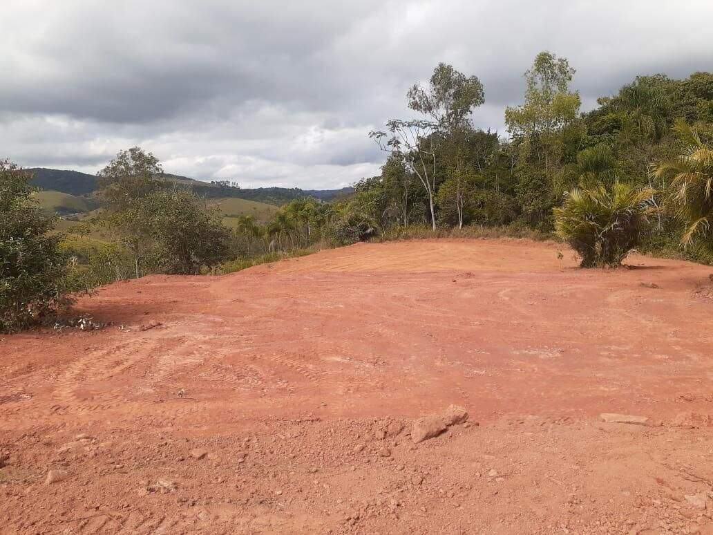 Terreno à venda no Nogueira: 