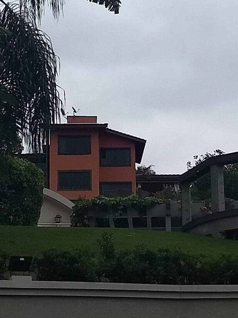 Sobrado à venda no Fazenda Paião (Alpes de Guararema): 