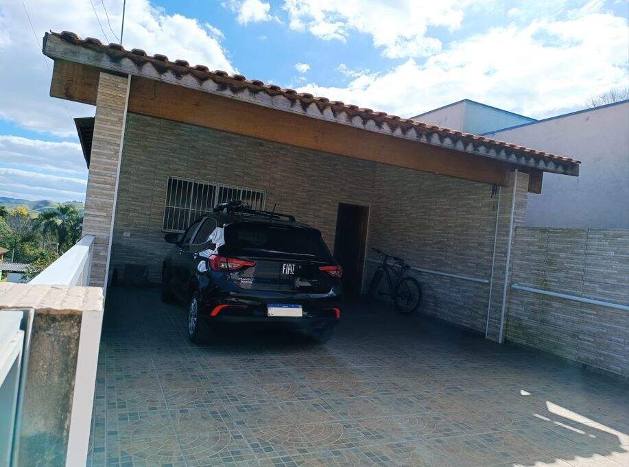 Casa para aluguel no Chácaras Guanabara: 