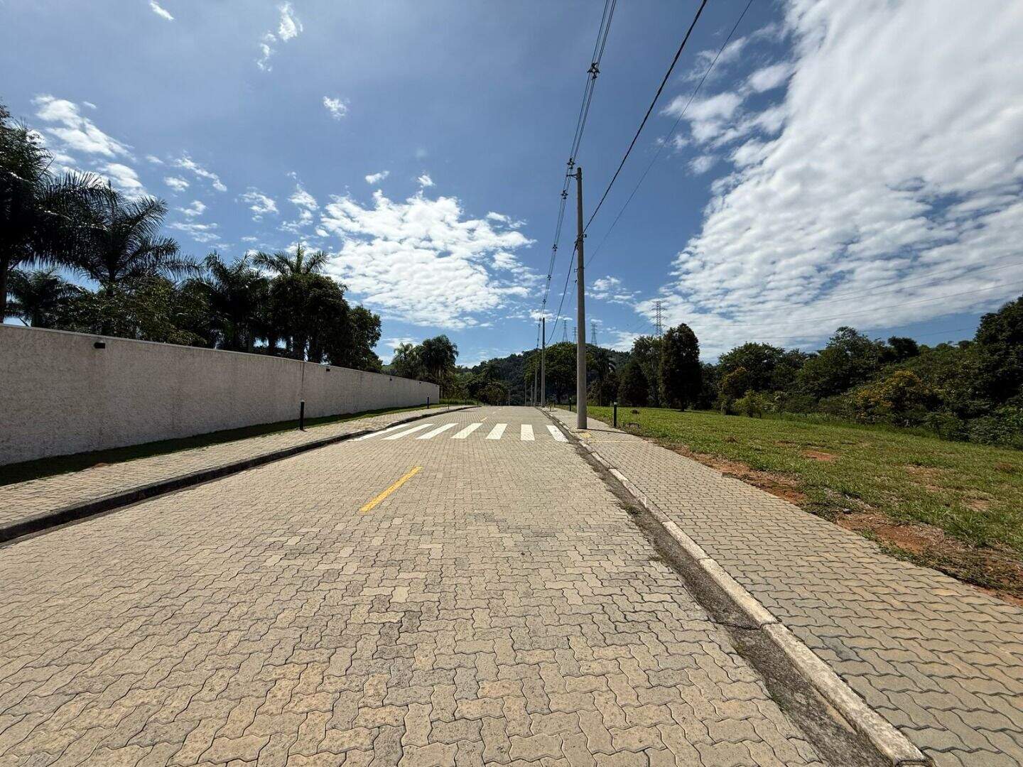 Terreno à venda no Estância Guararema: 