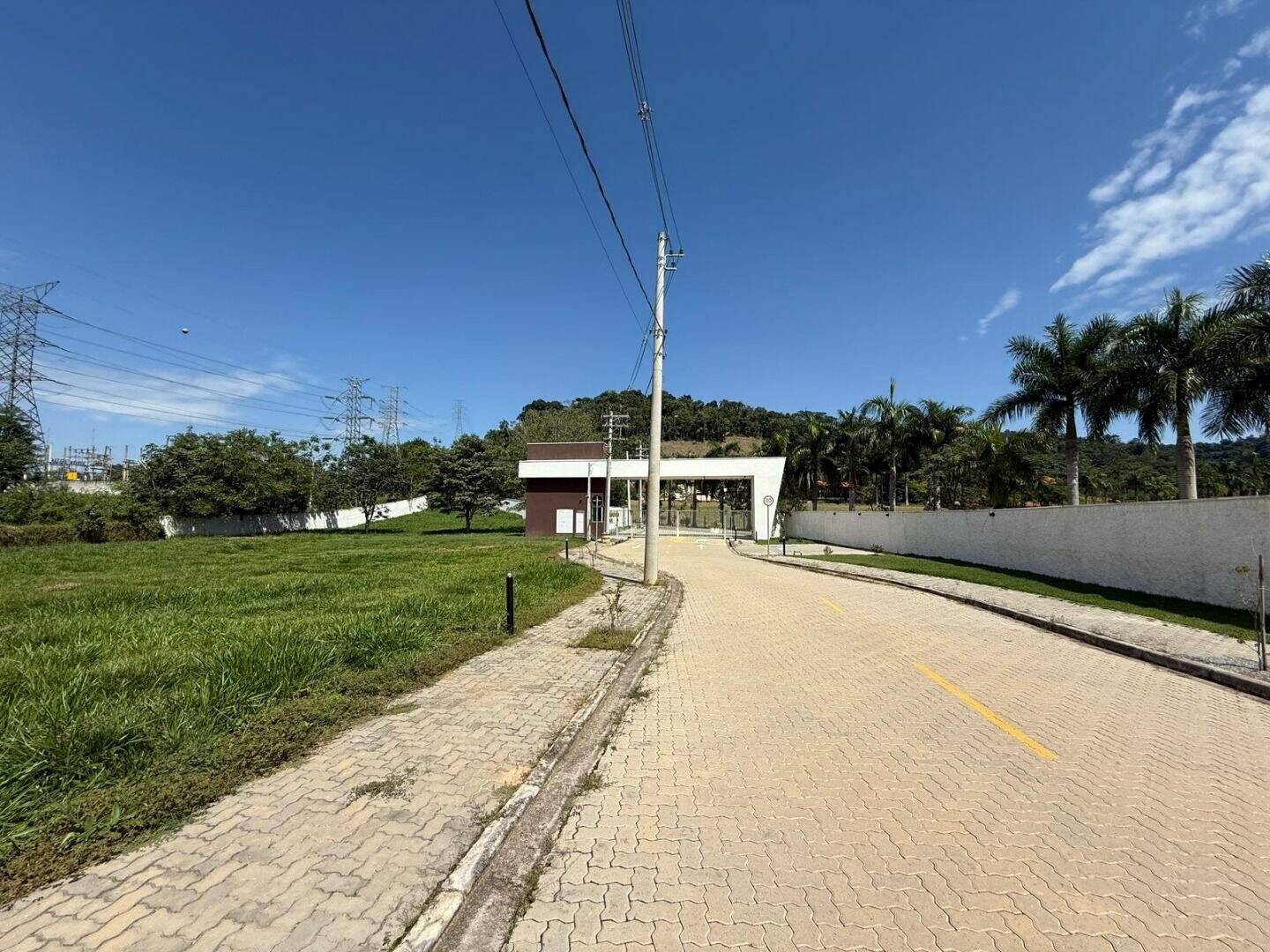 Terreno à venda no Estância Guararema: 