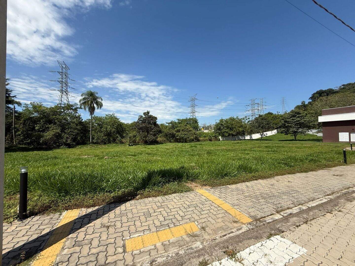 Terreno à venda no Estância Guararema: 