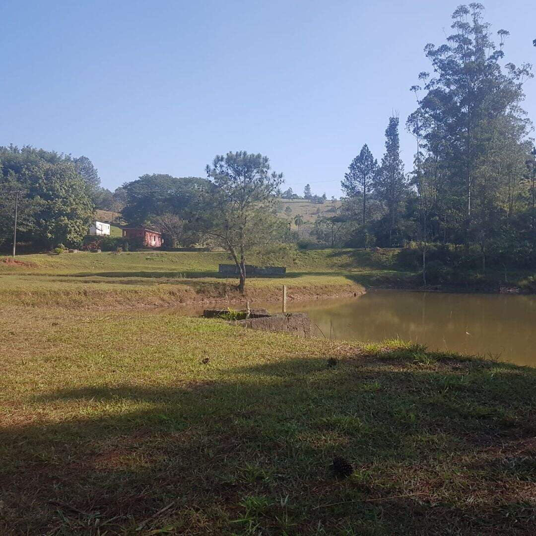 Sítio à venda no Jardim Helena: 