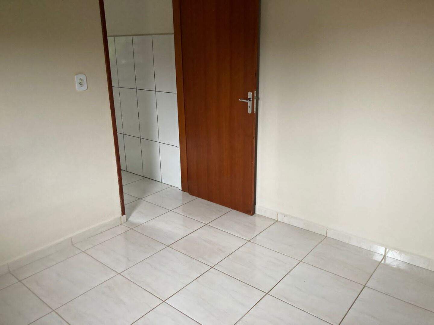 Casa para aluguel no Ajuda: 