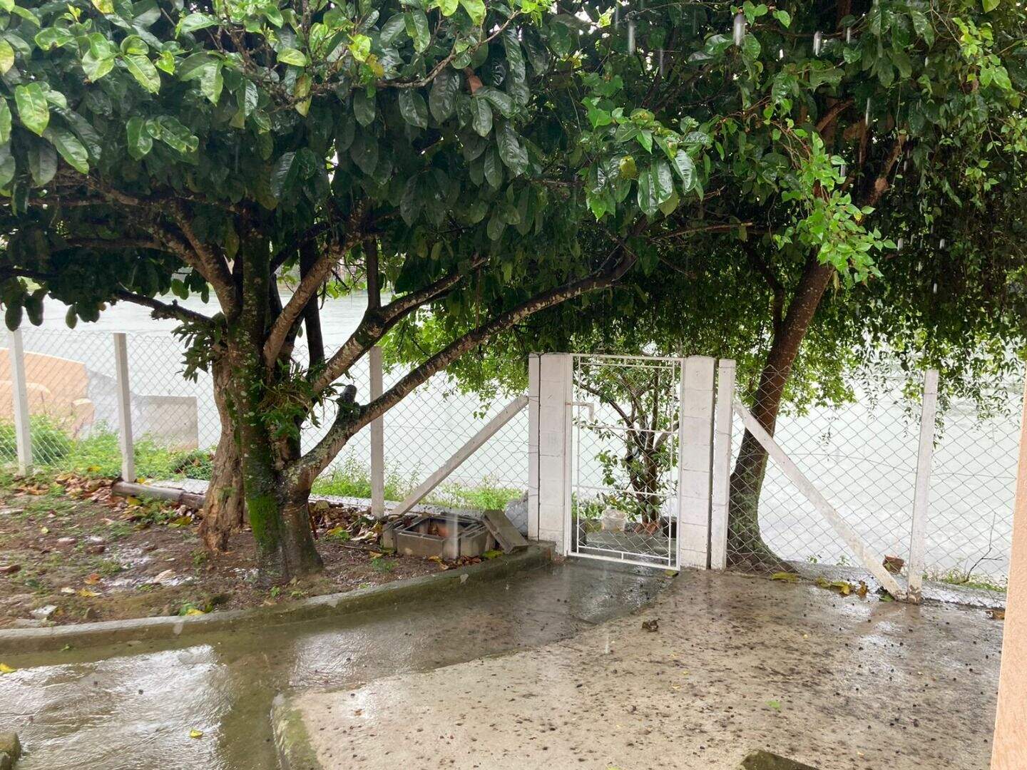 Casa para aluguel no Ajuda: 
