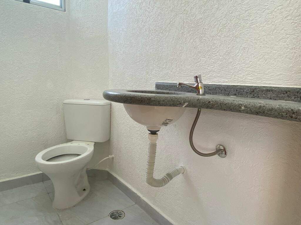 Sobrado à venda no Loteamento Valparaíba: 