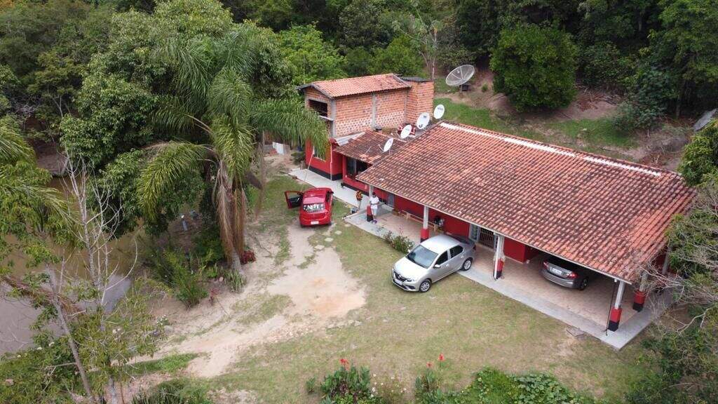 Chácara à venda no Paião: 