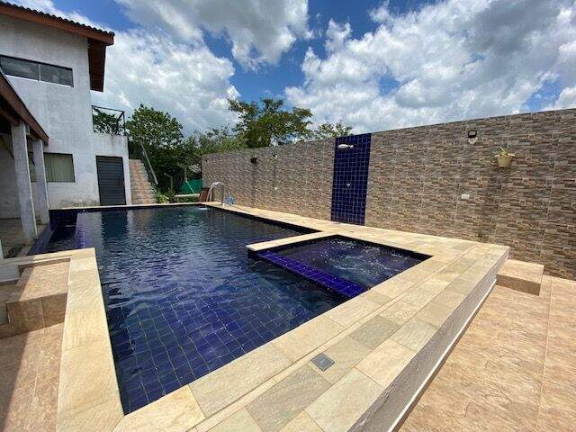 Casa à venda no Jardim Nova Esperança: 