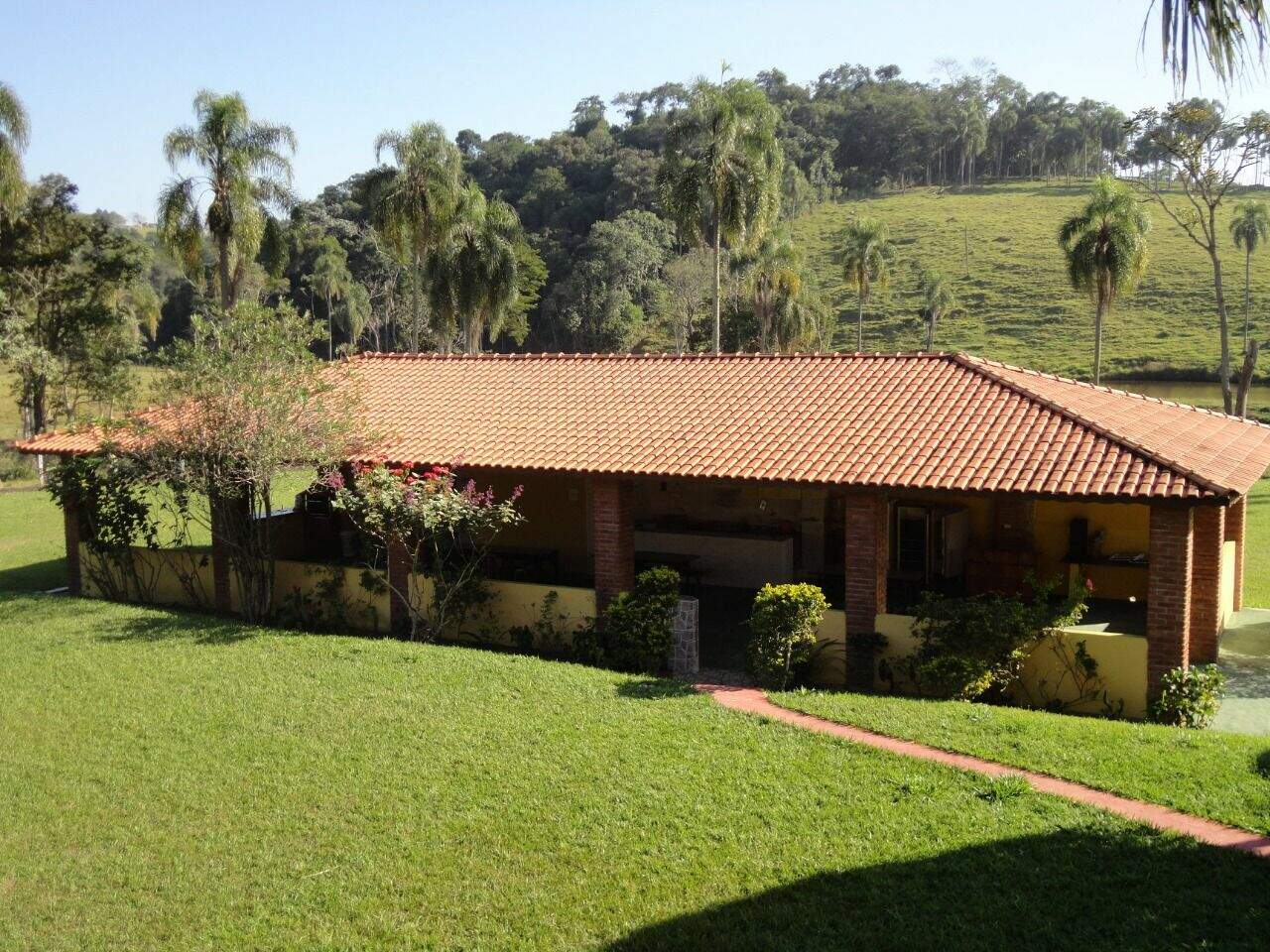 Sítio à venda no Recanto da Cachoeira: 