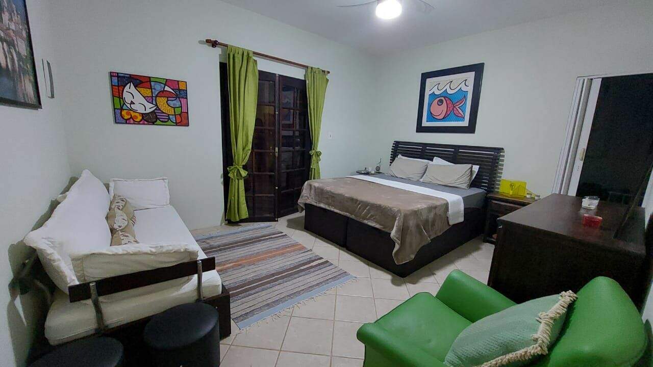 Chácara à venda no Freguesia da Escada: 
