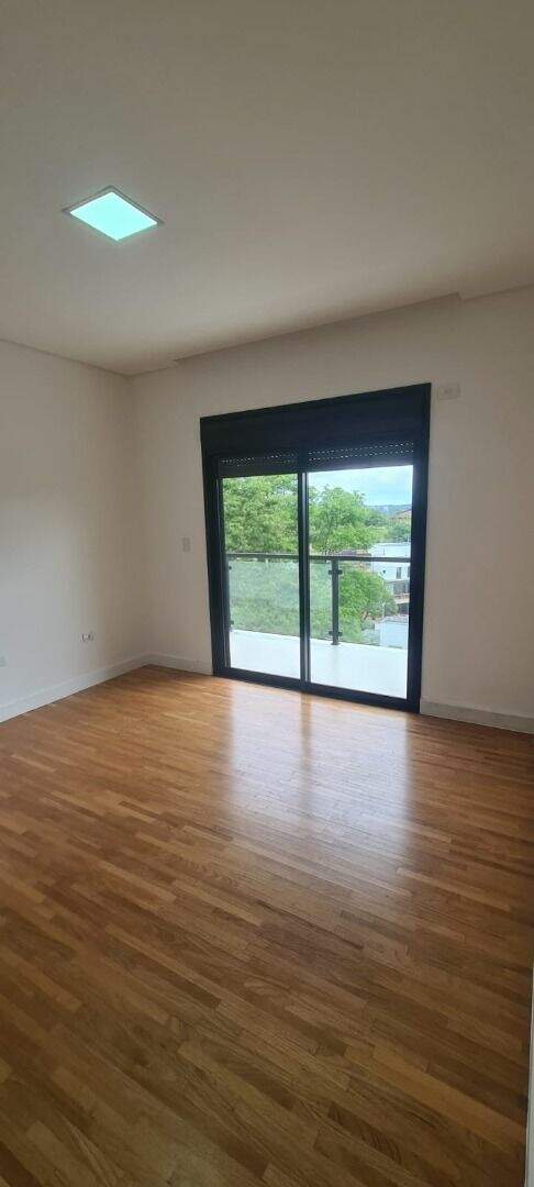 Casa à venda no Jardim Imperial Hills III: 