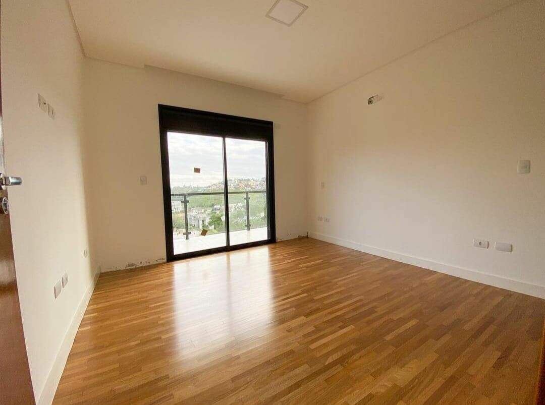 Casa à venda no Jardim Imperial Hills III: 