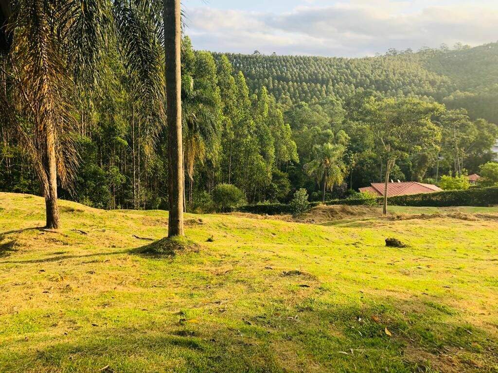 Terreno à venda no Paião: 