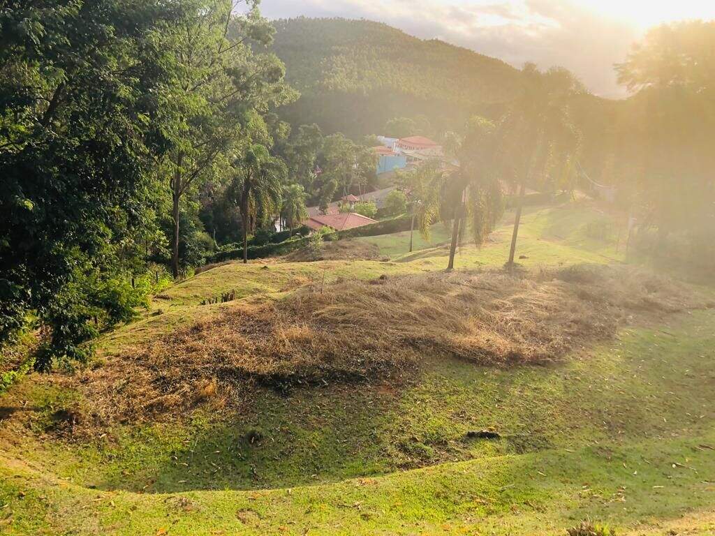 Terreno à venda no Paião: 