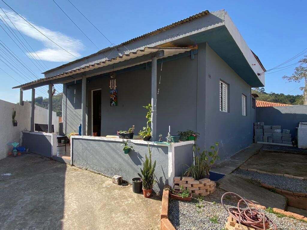 Casa à venda no Nogueira: 
