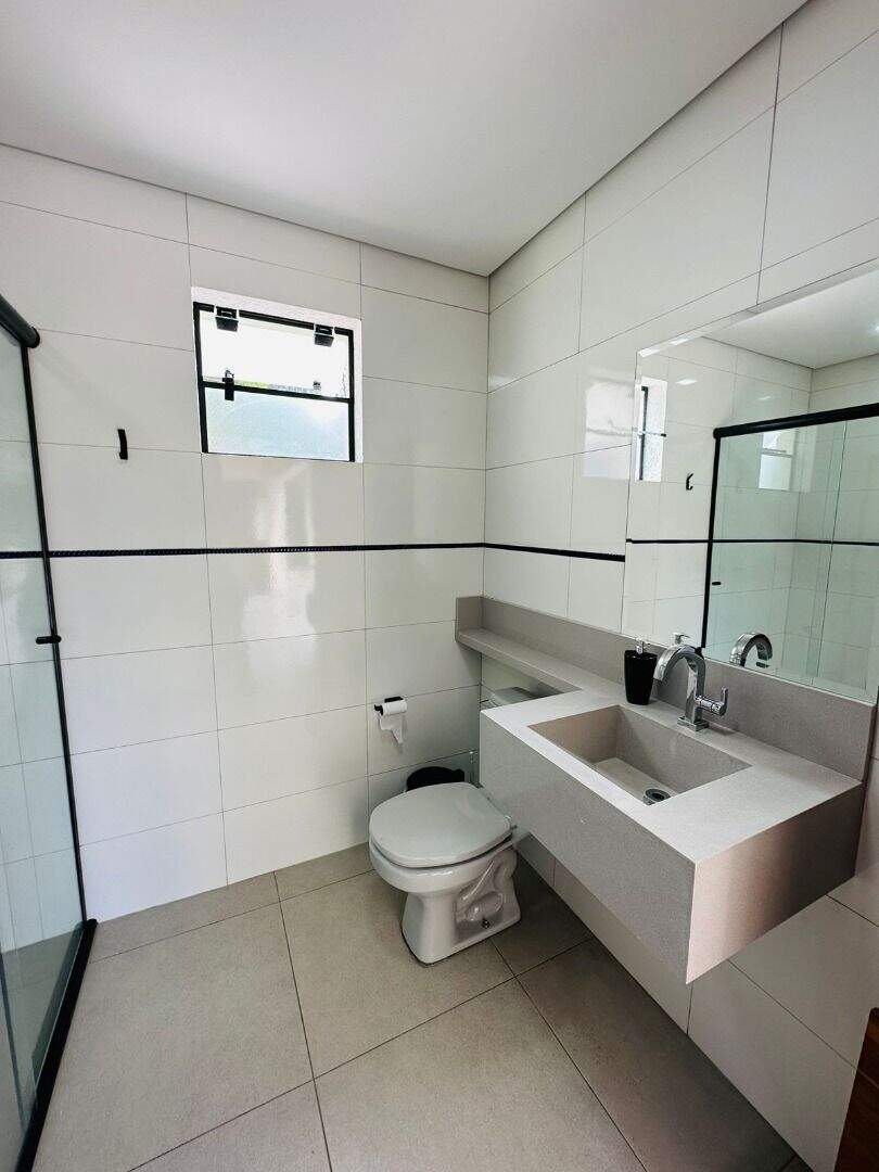 Casa à venda no Paião: 