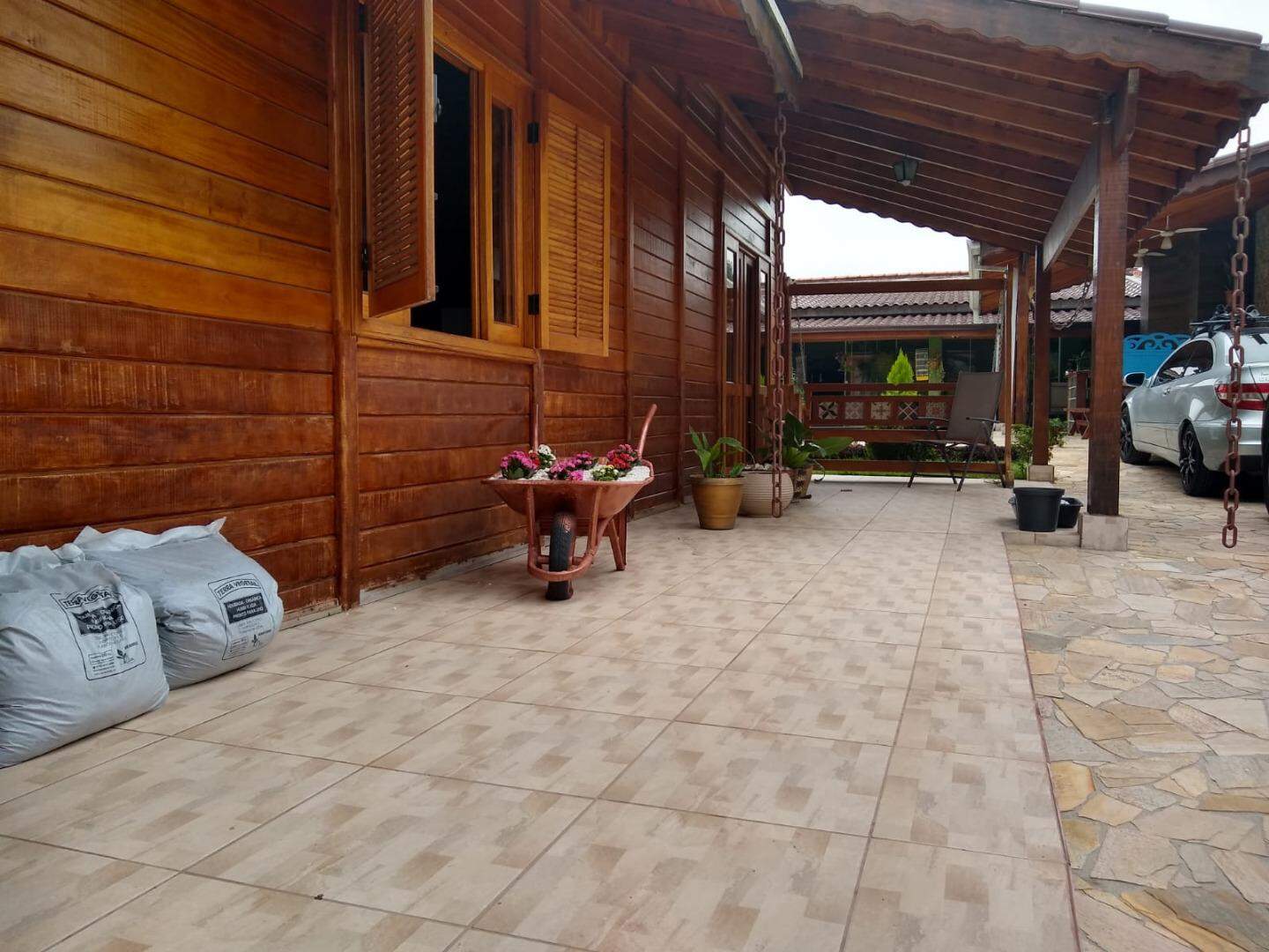 Casa à venda no Jardim Itapema: 