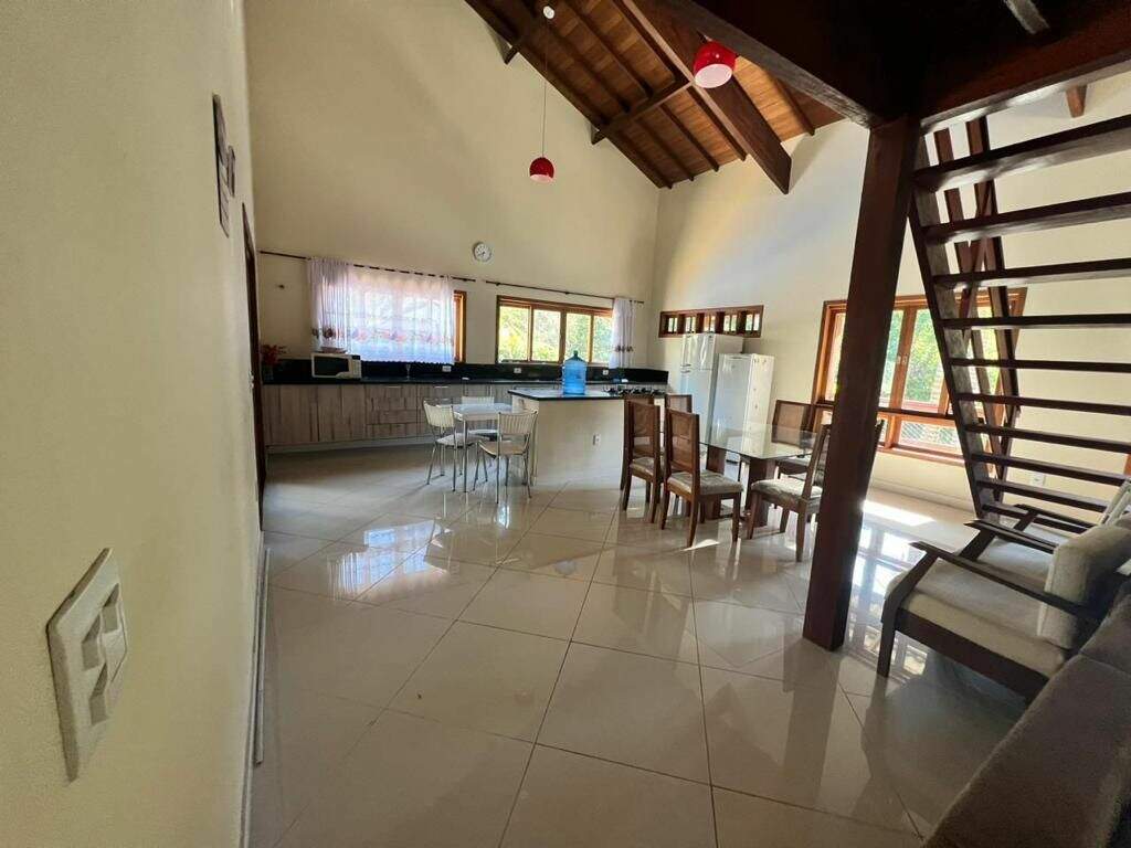 Casa à venda no Paião: 