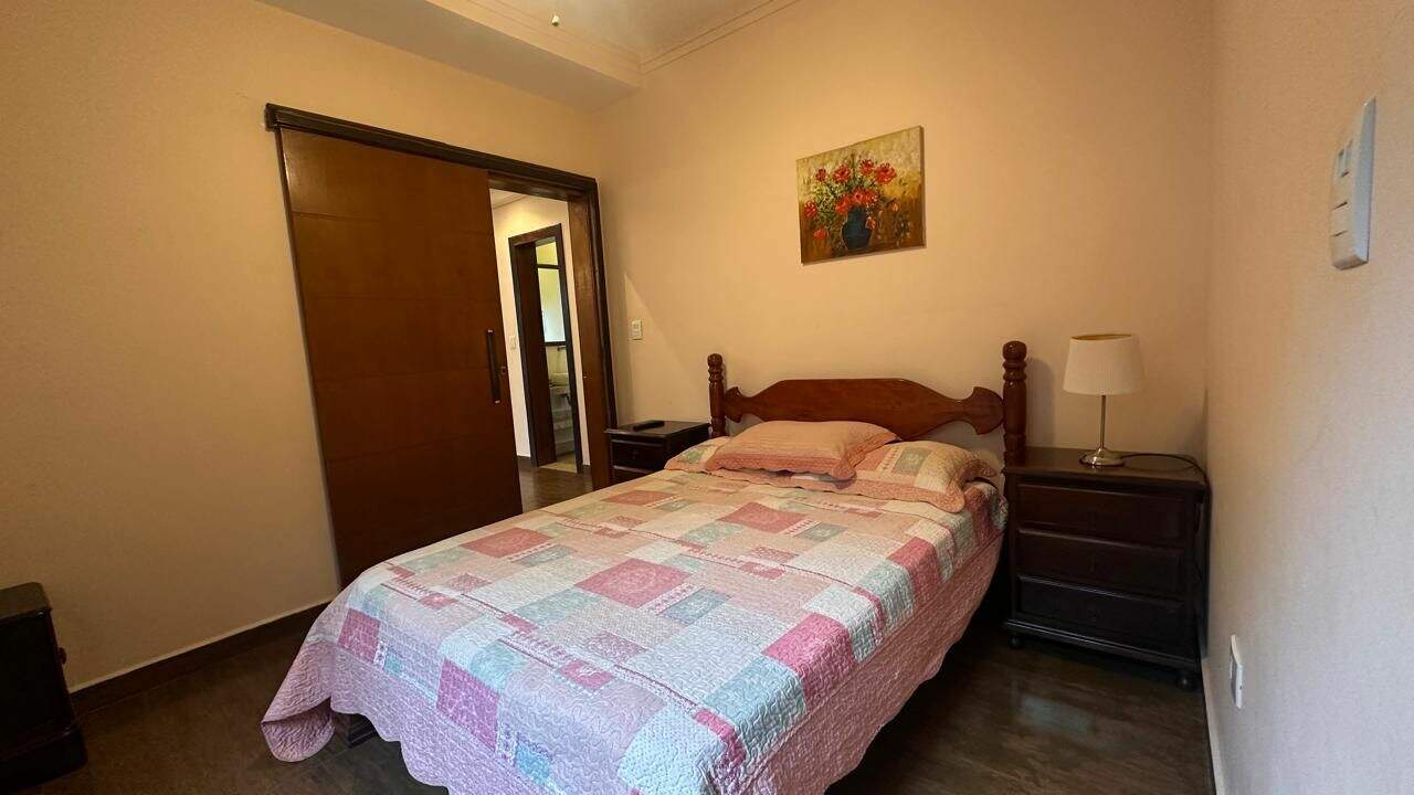 Casa à venda no Centro: 