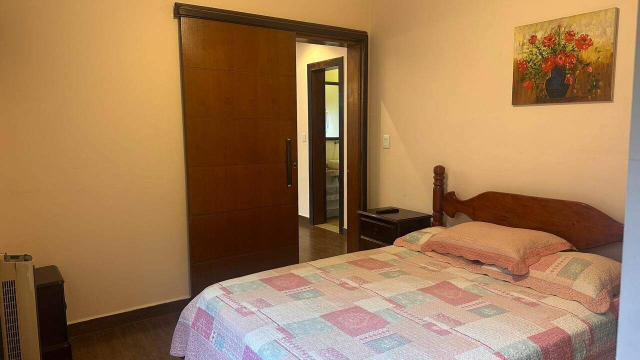 Casa à venda no Centro: 