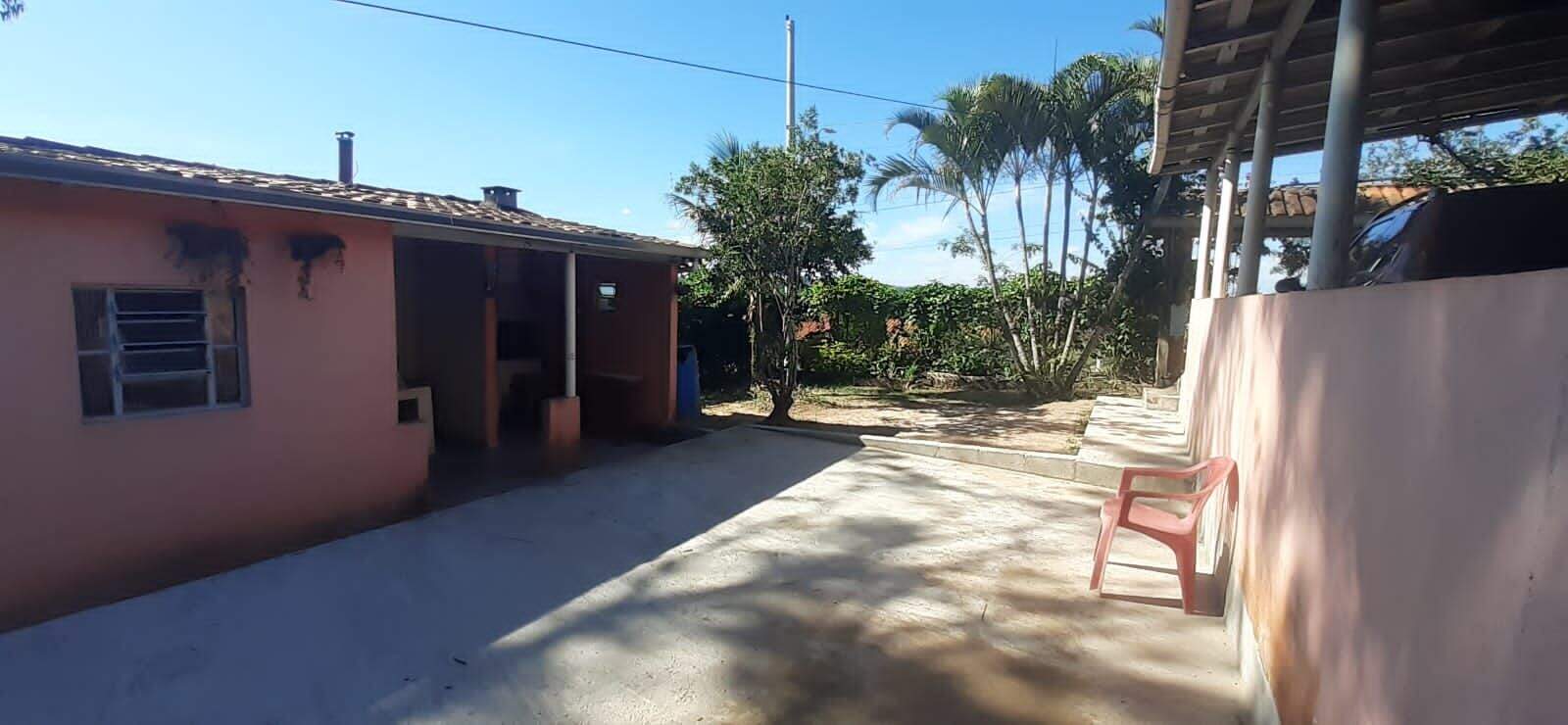 Chácara à venda no Chacara Santa Branca: 
