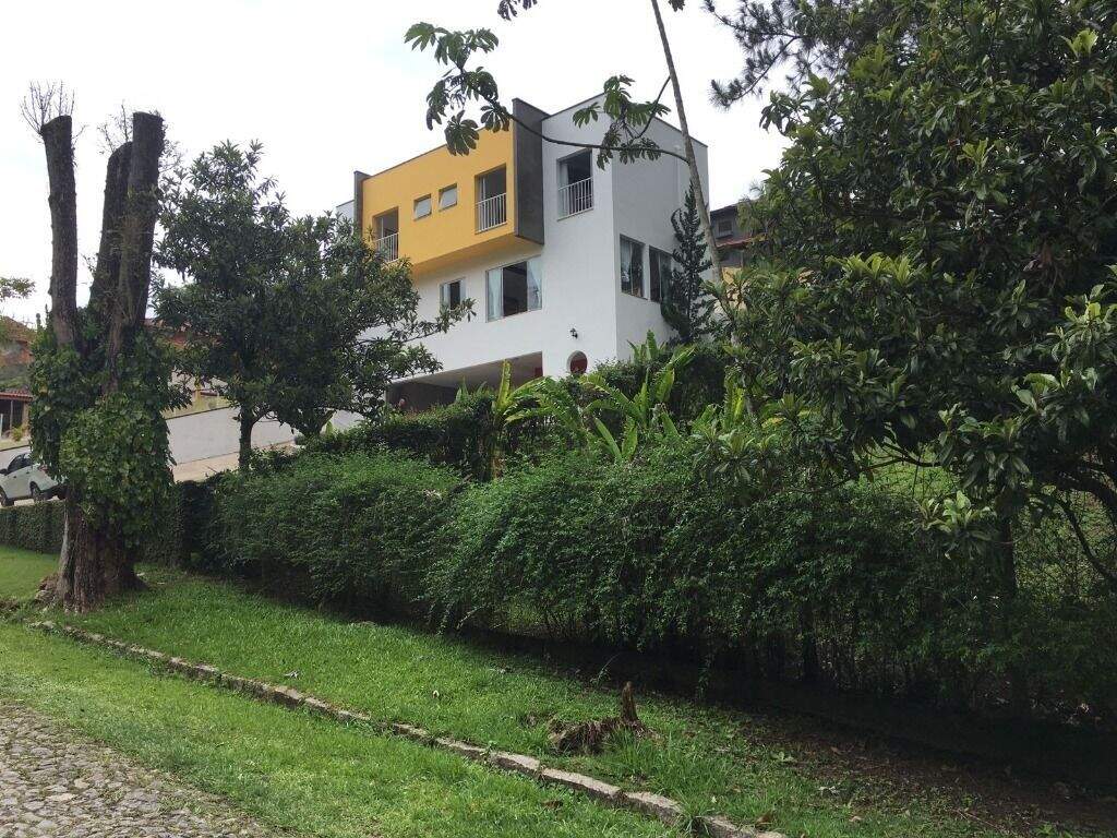 Casa à venda no Paião: 
