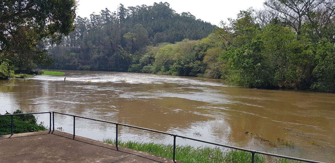 Chácara à venda no Recanto da Cachoeira: 