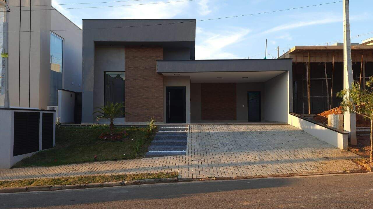 Sobrado à venda no Cézar de Souza: 